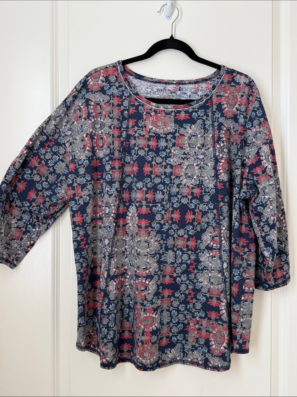 Westbound Woman Navy Floral-Print Long Sleeve Women's Top